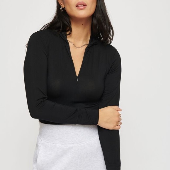 Pale pink Ribbed zip up from Dynamite - Picture 3 of 3